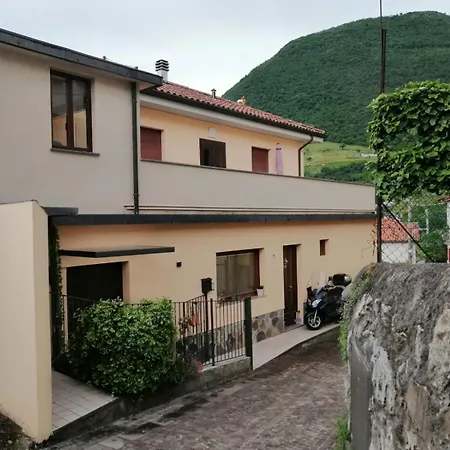 La Vista Tatil Evi Tavernola Bergamasca